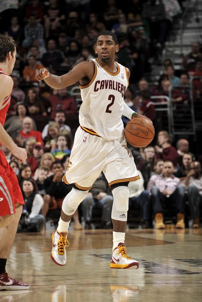 21岁天才成意甲头牌！进球+助攻双榜第一 皇马欲冬窗回购（21岁新星称霸意甲！进球、助攻双榜第一 皇马考虑冬窗回购）