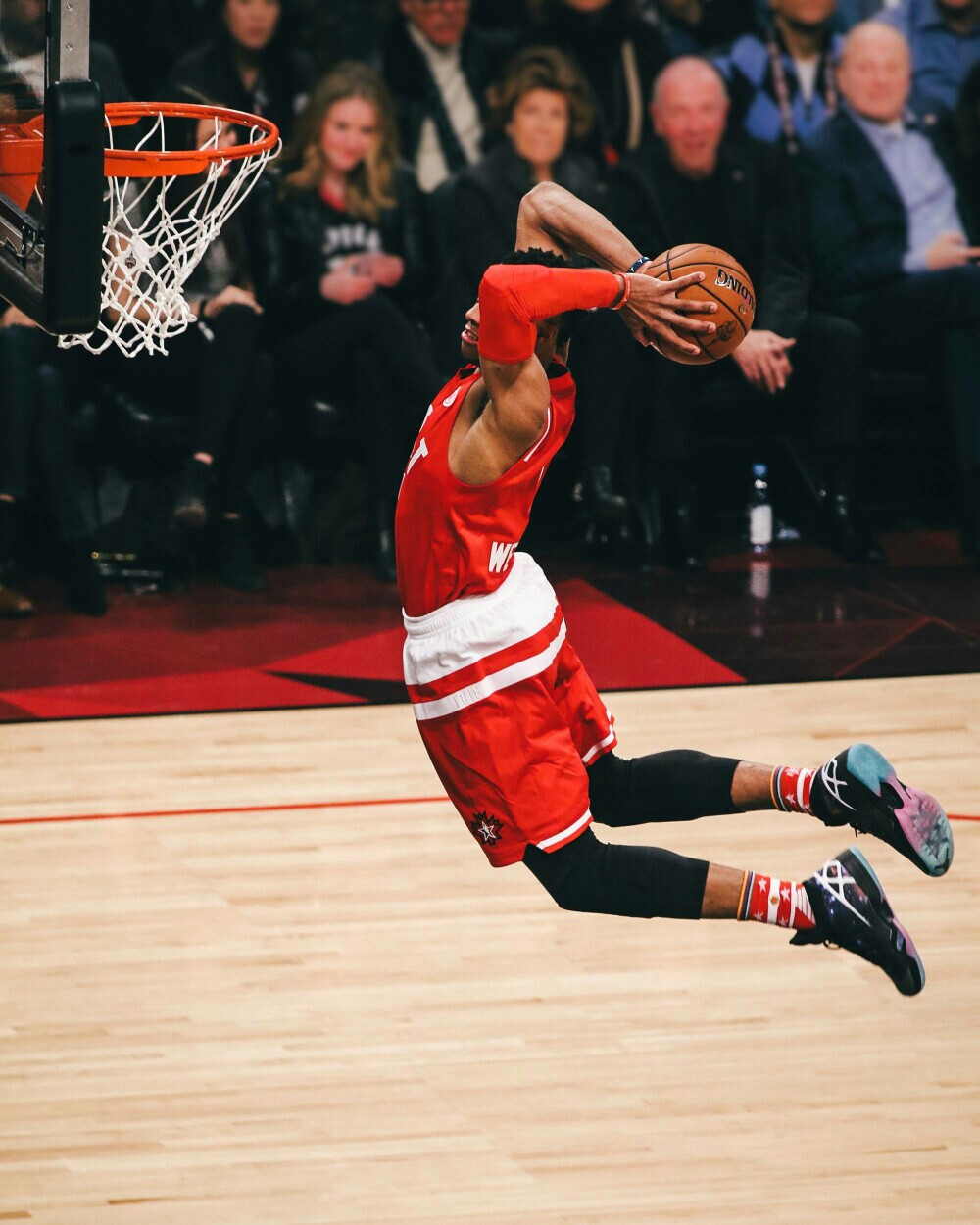 世体：如果拉波尔塔无法继续担任主席，弗里克很难与巴萨续约（世体：拉波尔塔若无法留任主席，弗里克与巴萨续约前景渺茫）