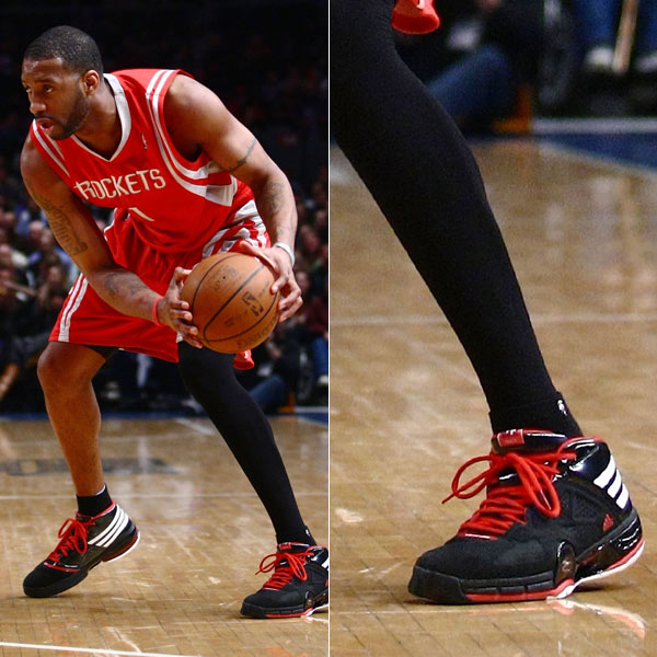 中超：武汉三镇2-0战胜上海申花（中超战报：武汉三镇2比0力克上海申花）