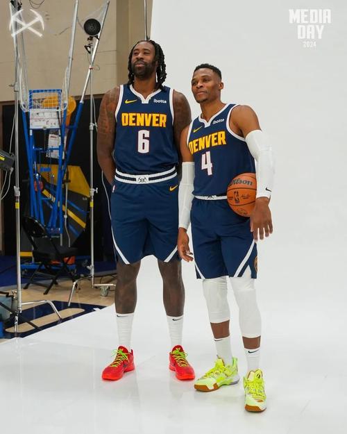 中超比赛精彩回放：上海海港绝杀山东,（中超焦点战回放：上海海港补时绝杀山东）