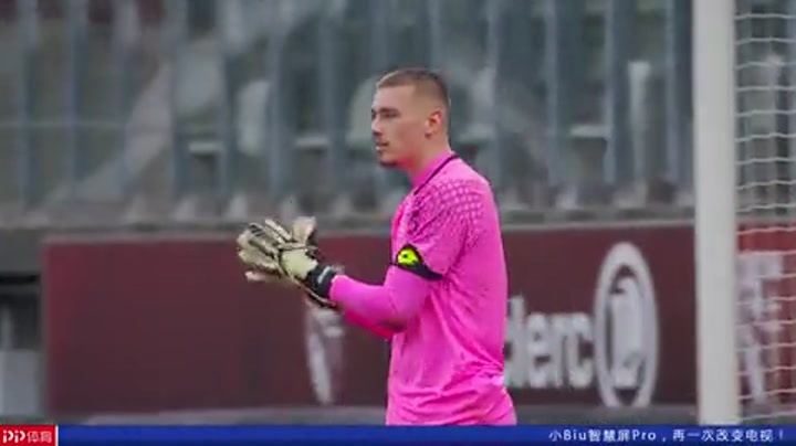 篮球湖人锁定比赛胜局，球迷狂喜（湖人锁定胜利，球迷欢呼沸腾）