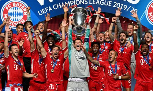 足球+音乐会，河南主帅拉莫斯当乐团指挥&阿奇姆彭等球员参加（足球遇见音乐：河南主帅拉莫斯化身指挥，阿奇姆彭等球员参与）